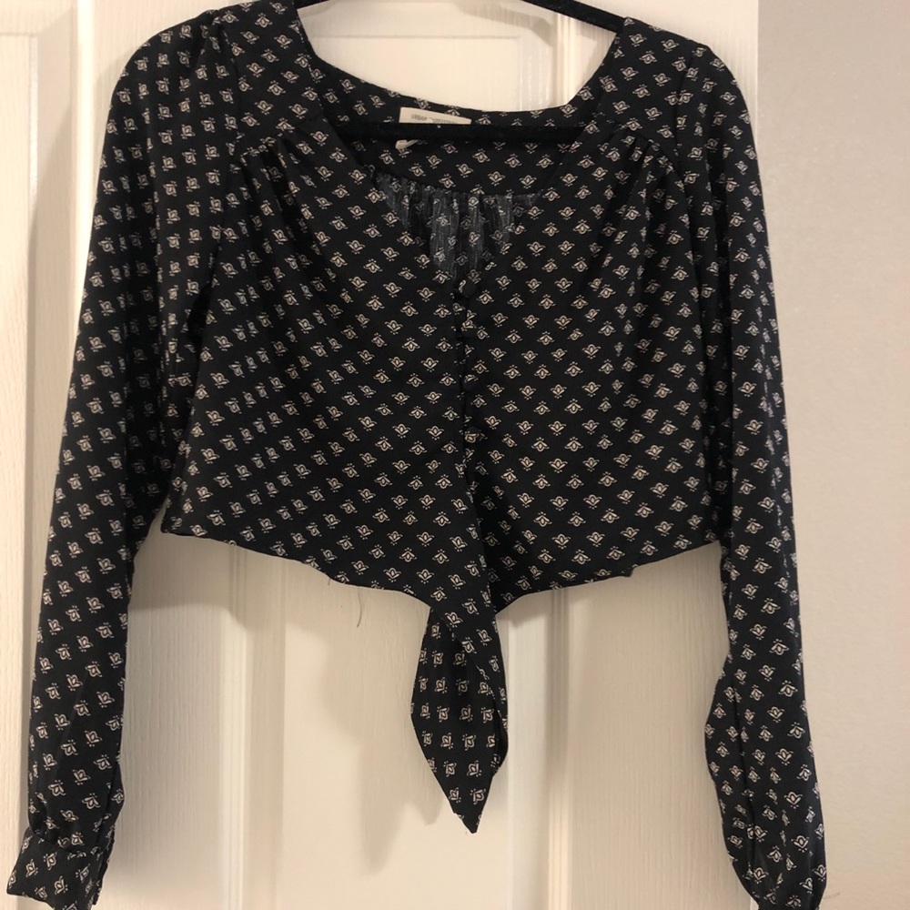 Urban crop tie top